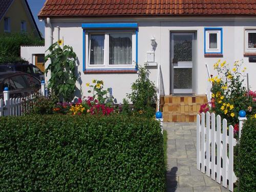 Holiday apartment - 3 persons -  - Fritz-Reuter-Weg - 23746 - Kellenhusen