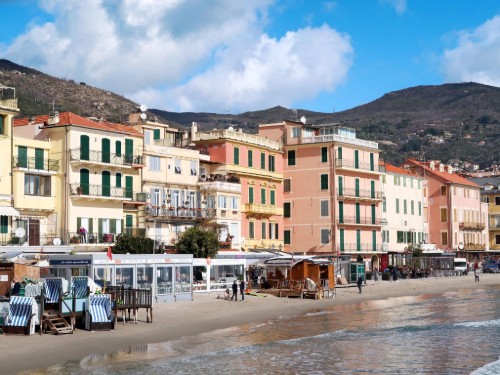 Holiday apartment - 5 persons -  - 17021 - Alassio
