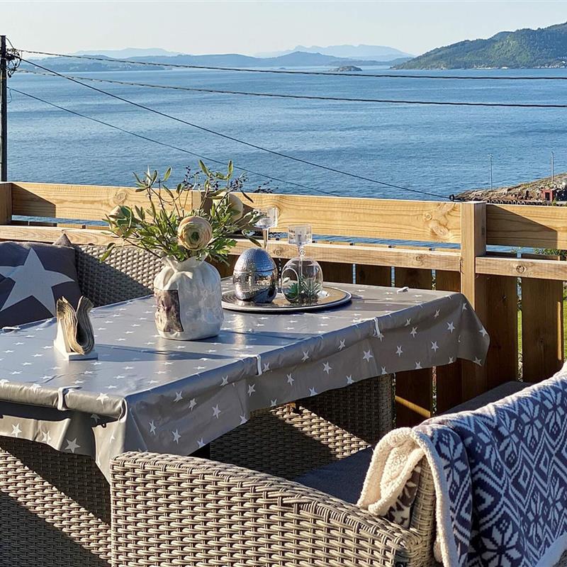  - 8 personer -  - Heng - 4121 - Tau