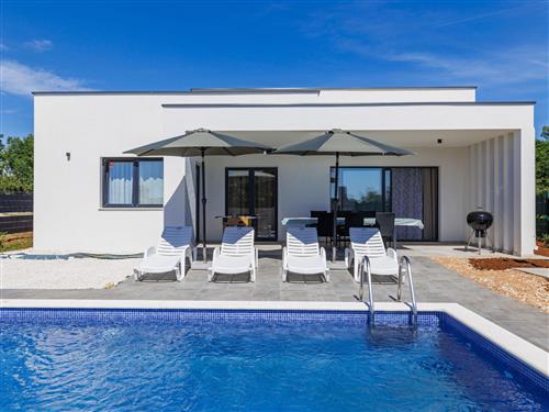 Holiday home - 6 persons -  - Pula/Vodnjan - 52215