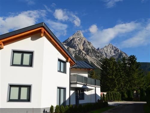 Holiday Home/Apartment - 4 persons -  - Weidach - 6632 - Ehrwald
