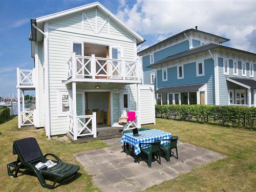 Holiday Home/Apartment - 5 persons -  - 3221LZ - Hellevoetsluis