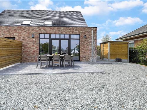 Holiday home - 10 persons -  - 9600 - Ronse