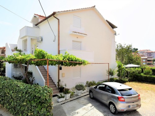 Holiday apartment - 2 persons -  - Lopar - 51281 - Lopar
