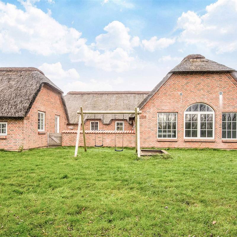 Sommerhus - 18 personer -  - Kornbjergvej - Vedersø Klit - 6990 - Ulfborg