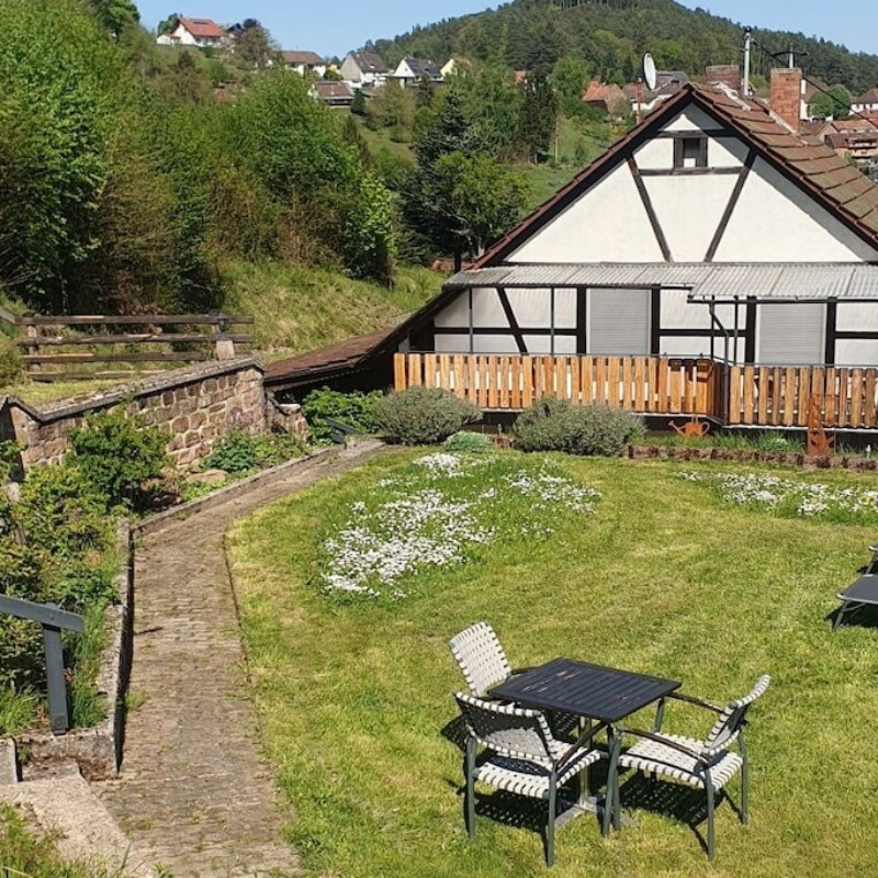 Sommerhus - 6 personer -  - 67471 - Elmstein \/ Iggelbach