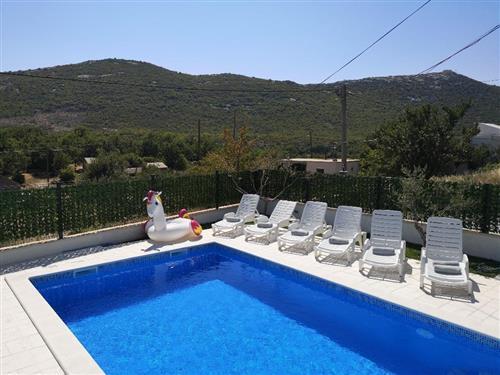 Holiday Home/Apartment - 8 persons -  - Dubrava - 21252 - Dubrava