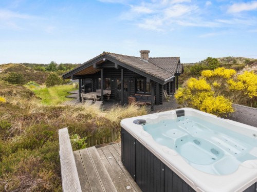 Fritidshus - 4 personer -  - Hjelmevej - 6854 - Henne Strand