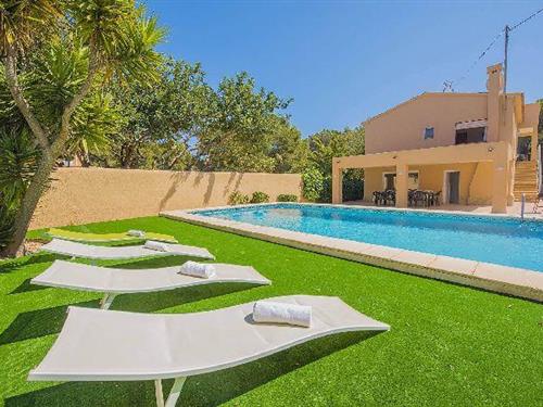 Sommerhus - 14 personer -  - 03724 - Moraira