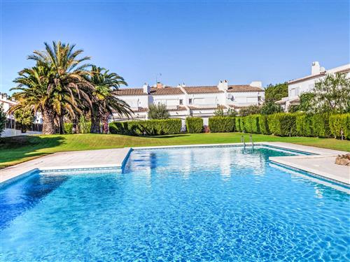 Holiday home - 6 persons -  - Pals - 17256