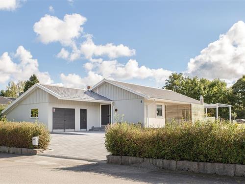 Fritidshus - 5 personer -  - Kärrgatan - Östra Göinge - 289 46 - Glimåkra