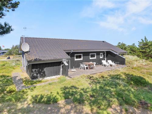 Holiday Home/Apartment - 6 persons -  - Hjelmevej - Grærup - 6840 - Oksbøl