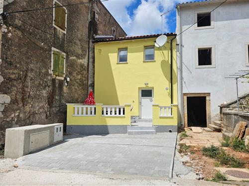 Ferieleilighet - 3 personer -  - 52464 - Tadini