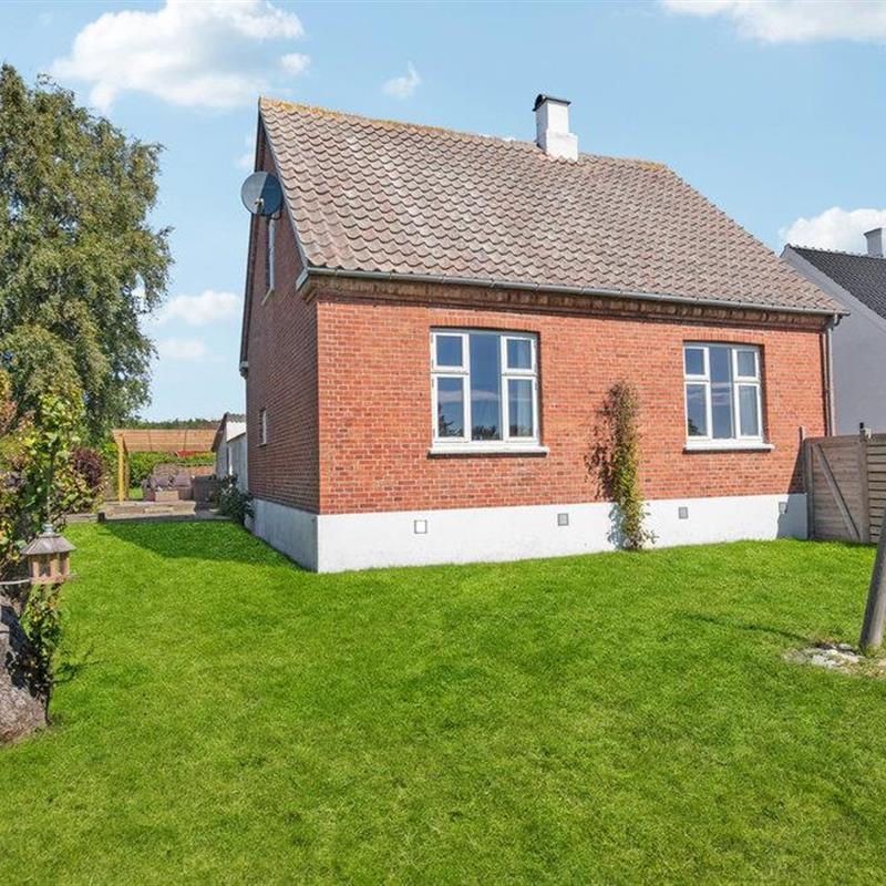 Sommerhus - 5 personer -  - Pederskervejen - Pedersker - 3720 - Åkirkeby