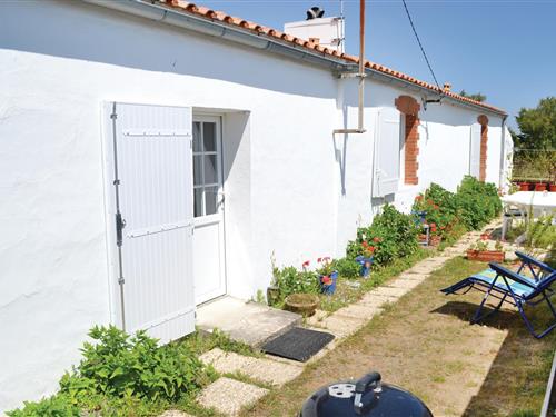 Holiday Home/Apartment - 4 persons -  - rue du Bois Guyon - 85270 - St. Hilaire De Riez