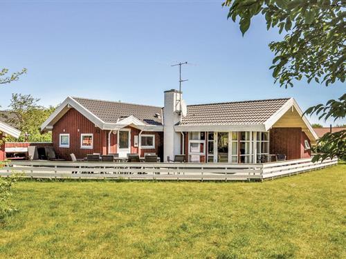 Holiday home - 9 persons -  - Strandparken - Hasmark - 5450 - Otterup