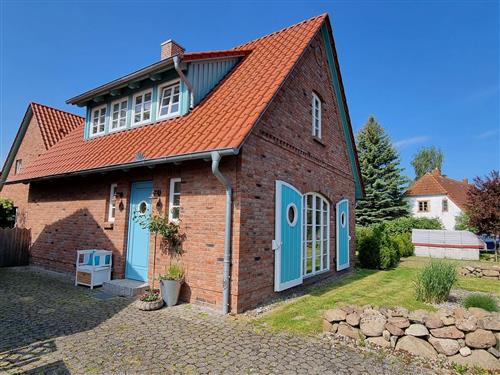 Holiday Home/Apartment - 5 persons -  - Seestrasse - 18211 - Börgerende-Rethwisch / Bö