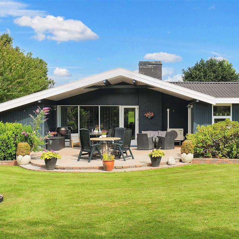 Sommerhus - 8 personer -  - Berberisvej - Marielyst - 4873 - Væggerløse