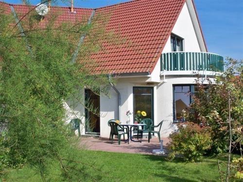 Holiday Home/Apartment - 4 persons -  - Zur Liebesschlucht - 18230 - Rerik