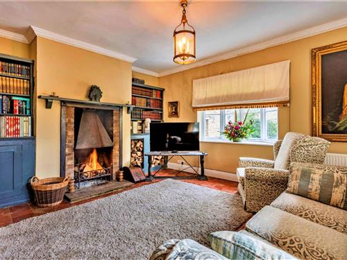 Holiday home - 8 persons -  - NN14 3JN - Islip