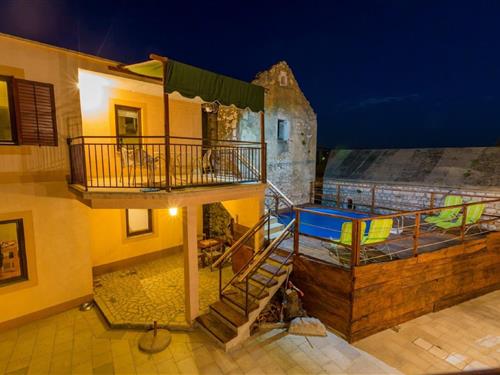 Sommerhus - 14 personer -  - 51253 - Bribir