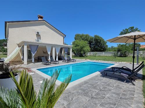Fritidshus - 6 personer -  - hrboki - 52207 - Hrboki