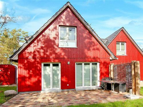 Holiday Home/Apartment - 6 persons -  - 18374 - Zingst