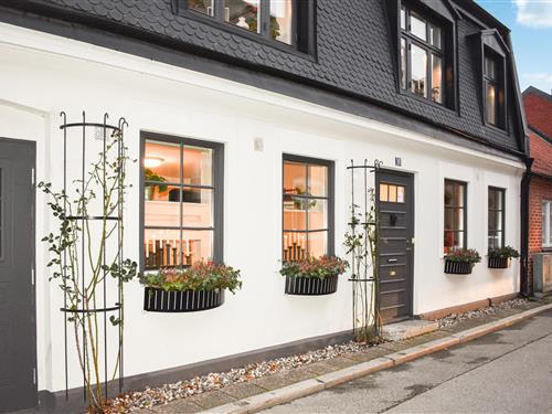 Holiday apartment - 4 persons -  - Sladdergatan - 271 35 - Ystad