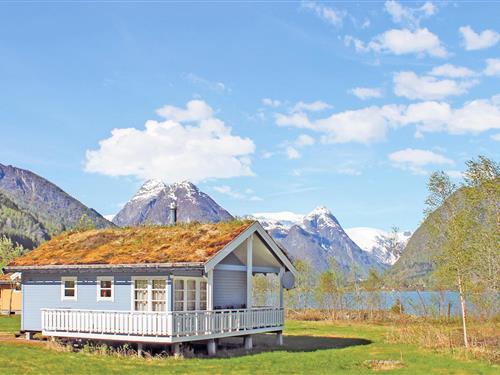 Holiday home - 6 persons -  - Mundal - 6848 - Fjærland
