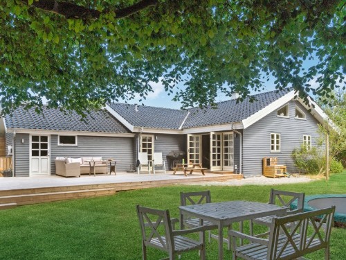 Holiday home - 8 persons -  - Bøtøvej - Marielyst - 4873 - Væggerløse
