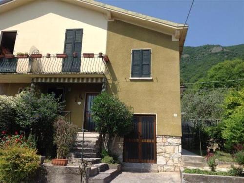 Holiday Home/Apartment - 6 persons -  - via San Domenico - 25087 - Salo