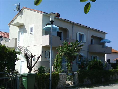 Ferielejlighed - 4 personer -  - Kninska - 23232 - Nin