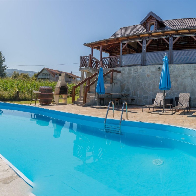 Sommerhus - 8 personer -  - 49240 - Donja Stubica