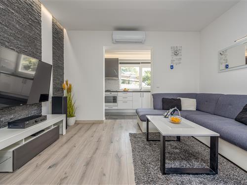 Holiday apartment - 6 persons -  - Bibinje - 23205 - Bibinje