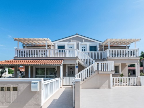 Holiday apartment - 4 persons -  - 52204 - Medulin