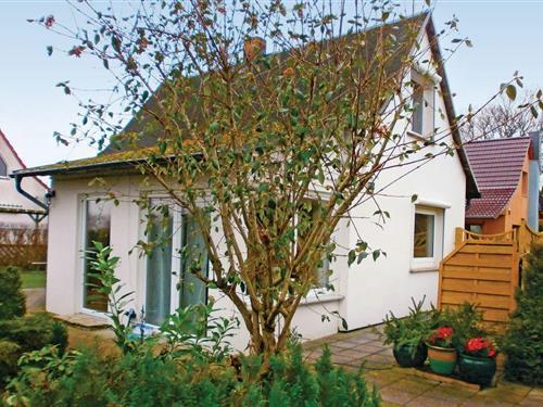 Sommerhus - 5 personer -  - Hof Gronow - Sundhagen/Tremt - 18519 - Sundhagen Ot Tremt