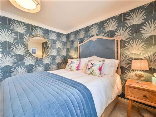 Holiday home - 6 persons -  - Torquay - TQ1 2PS