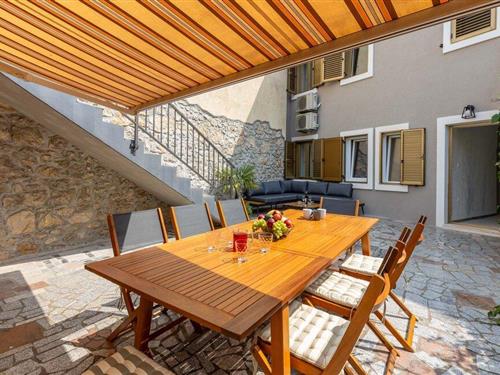 Sommerhus - 8 personer -  - Frankopanska ulica - 51260 - Crikvenica