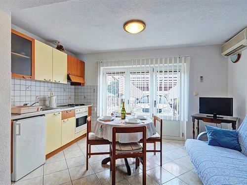 Holiday apartment - 2 persons -  - Mardeganijeva - 52100 - Pula