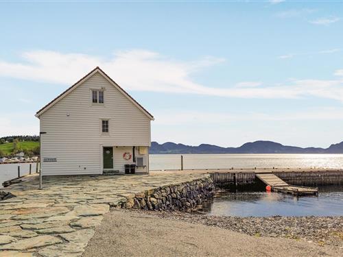 Feriehus / leilighet - 7 personer -  - Plassavegen - Vikebygd/Vindafjord/Rogaland - 5568 - Vikebygd