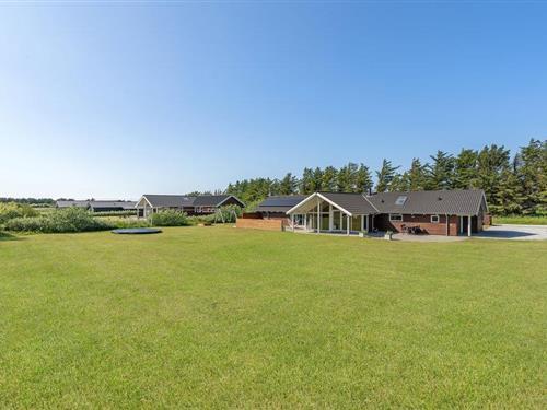 Sommerhus - 14 personer -  - Helledievej - Nr. Lyngby - 9480 - Løkken