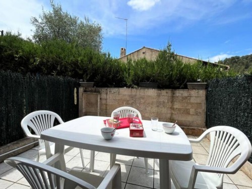 Holiday apartment - 2 persons -  - 04800 - Greoux Les Bains