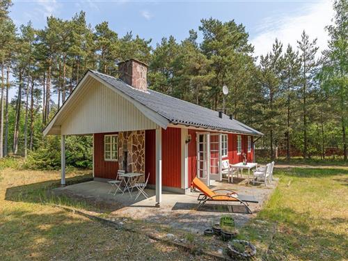 Sommerhus - 4 personer -  - Fyrreskoven - Sømarken - 3720 - Åkirkeby