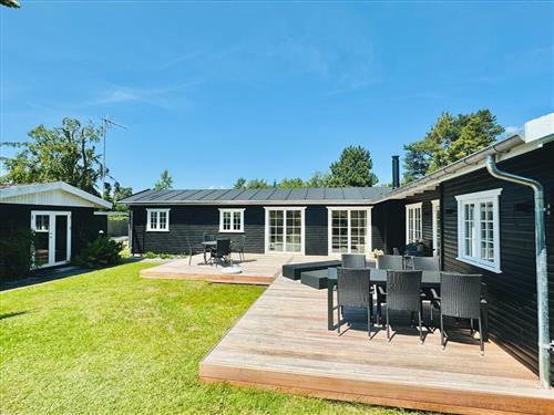 Fritidshus - 8 personer -  - Rørhvenevej - Marielyst - 4873 - Væggerløse