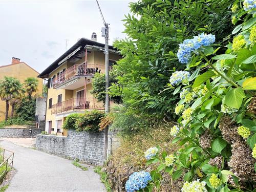 Holiday Home/Apartment - 6 persons -  - 21010 - Pino Sulla Sponda Sul Lag