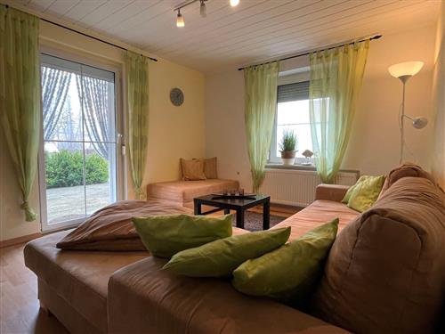 Ferieleilighet - 5 personer -  - Terrasse, E-Auto Ladestation, Sommerverkauf frischer Gartenp - 18233 - Alt Bukow