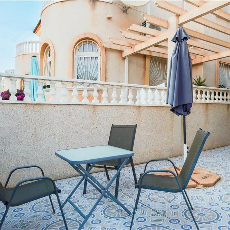 Sommerhus - 4 personer -  - Urbanización Princesa Maria - Torrevieja, Alicante - 03183 - Torrevieja