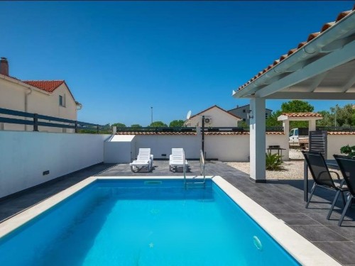 Holiday home - 4 persons -  - Ševe - 52100 - Medulin