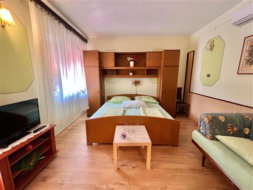 Holiday Home/Apartment - 3 persons -  - Vukovarska - 51265 - Dramalj