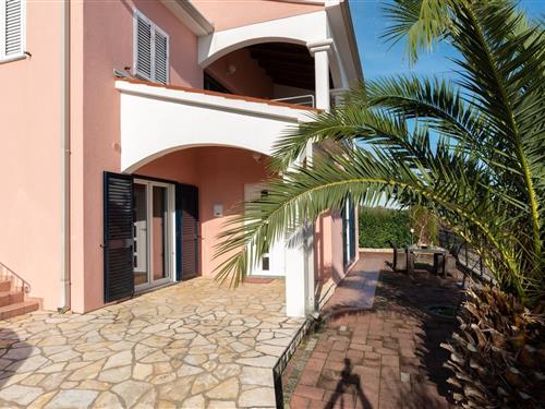 Fritidshus - 9 personer -  - 52220 - Ravni